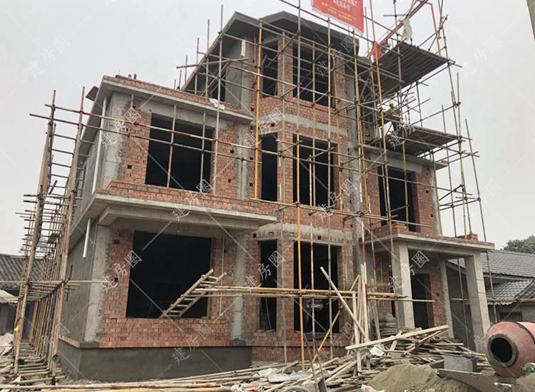 農(nóng)村自建房可以在以前的房子上直接加建嗎？如果加建需要怎么處理好？